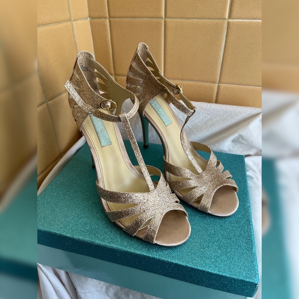 Betsey Johnson Champagne Gold Heels